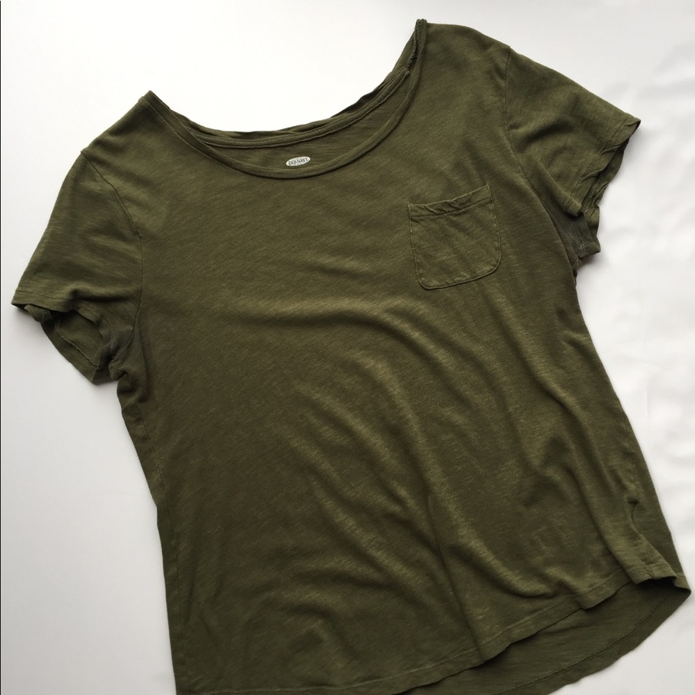Old Navy army green tee